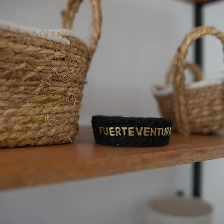 Apartment Cozy 1 Bedroom With Sea View