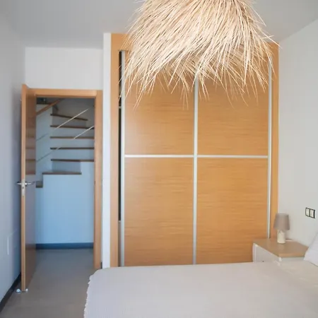 Cozy 1 Bedroom With Sea View *