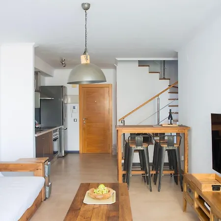 Apartamento Cozy 1 Bedroom With Sea View